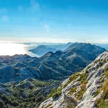 Apartment In With Wifi Makarska