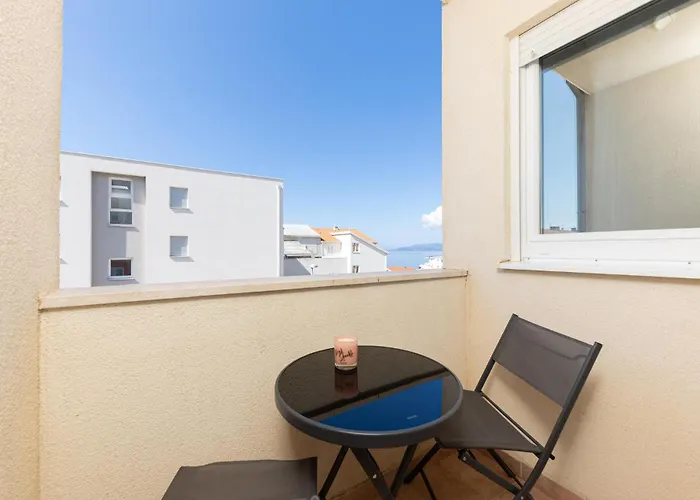 In With Wifi Apartment